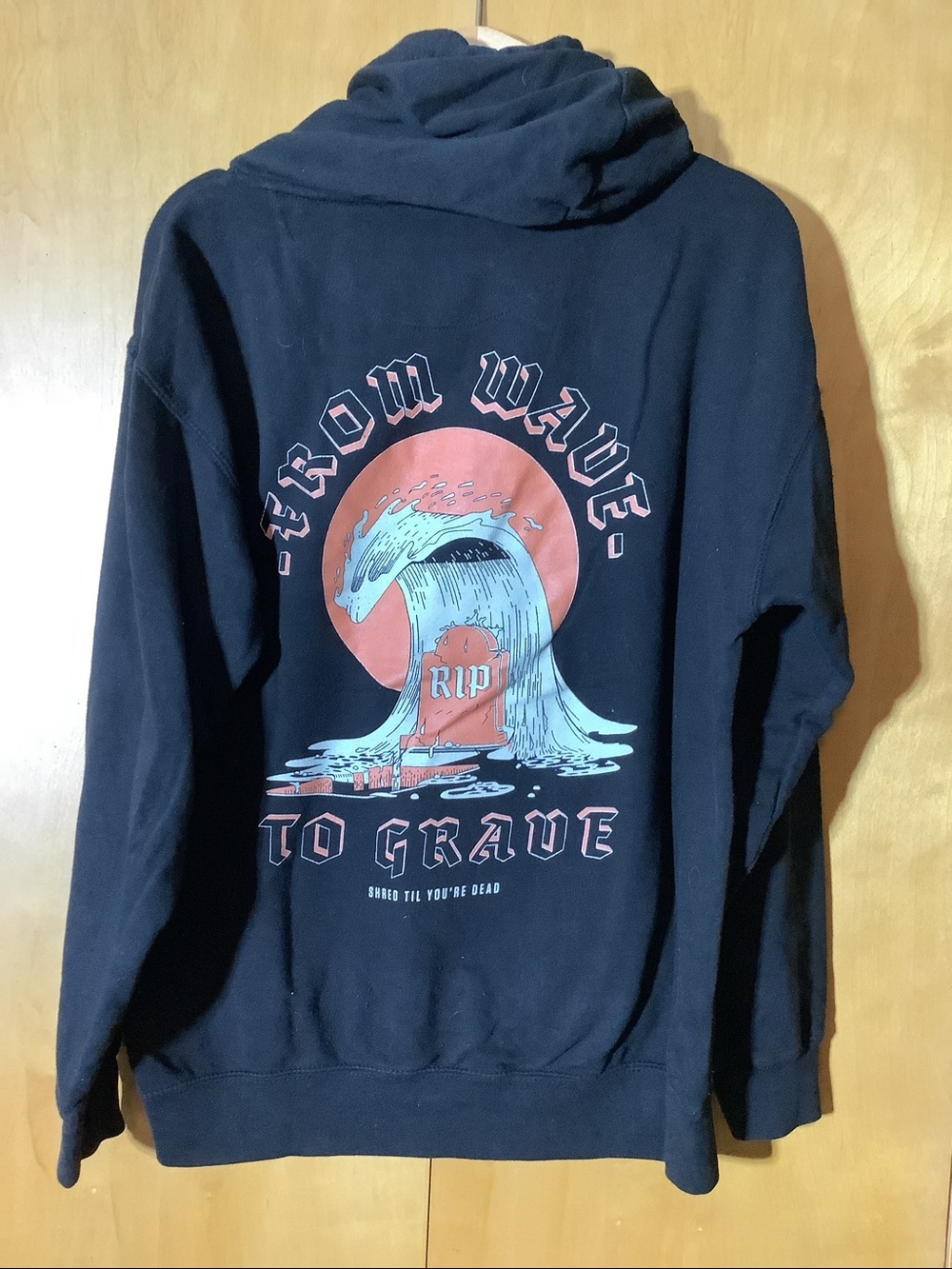 Chomp From Wave to Grave hoodie, size medium